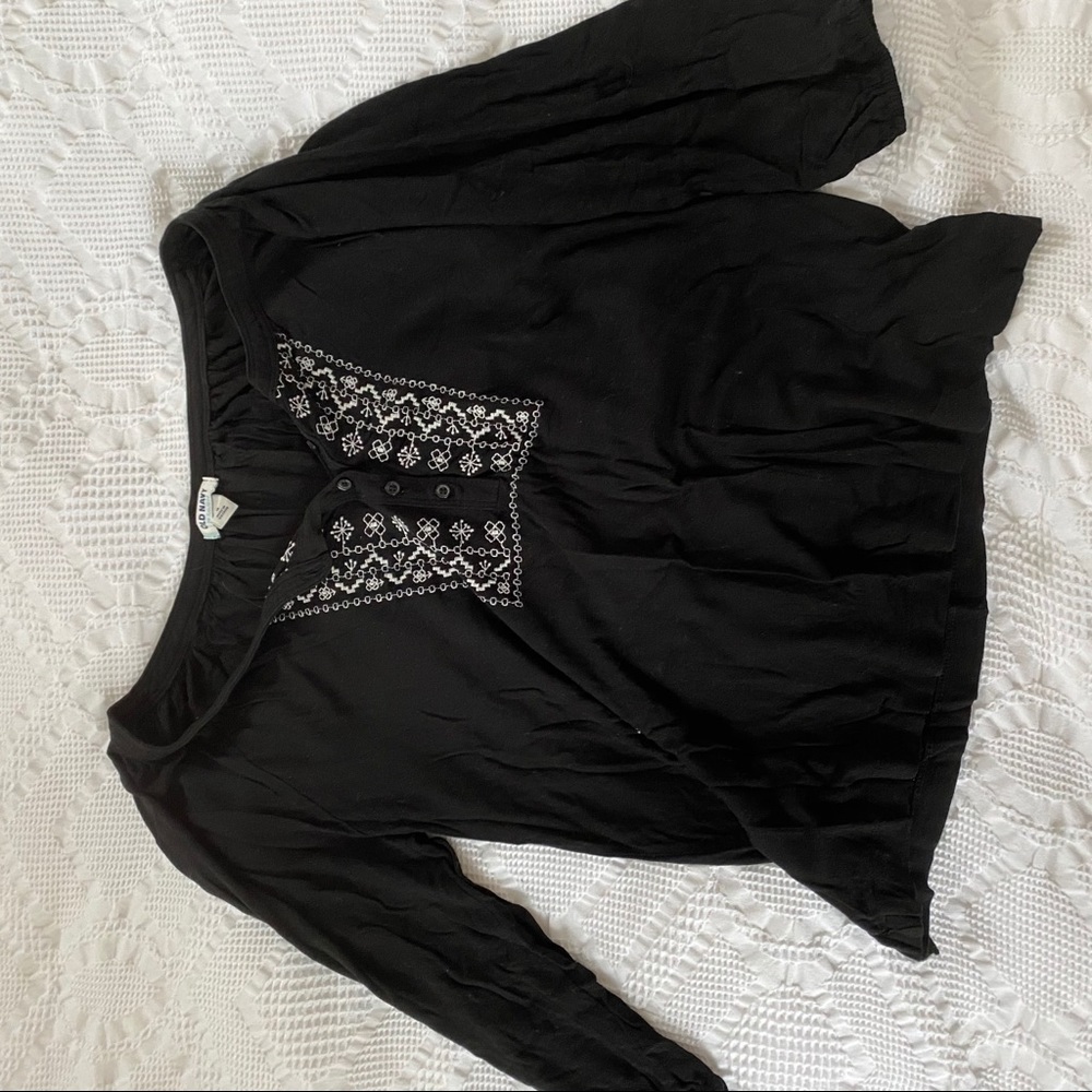 Black old navy patterned tunic